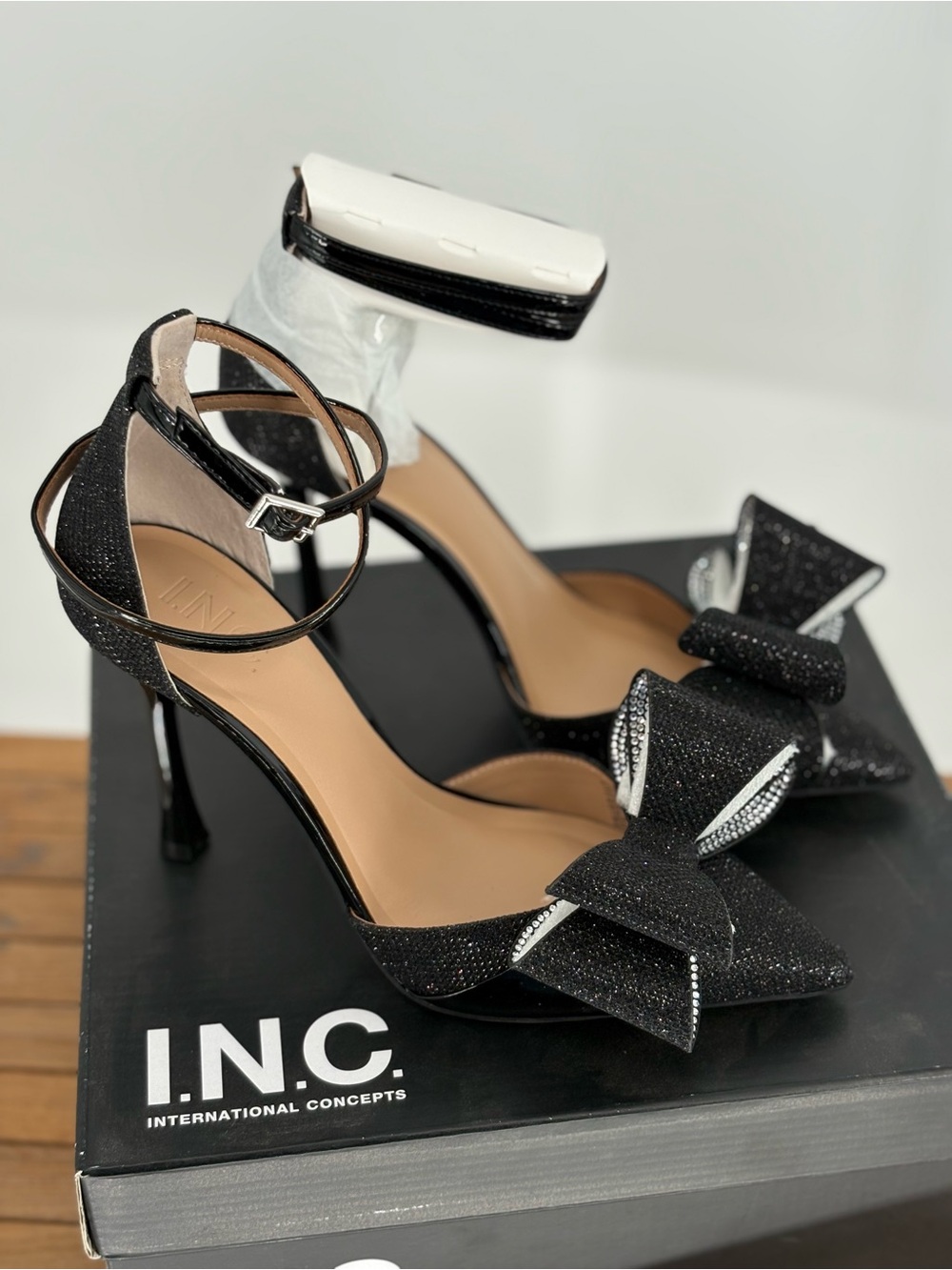 New INC International Concepts Women’s Black Bow Pointed-Toe Ankle-Strap Heels 7 - Picture 2 of 5